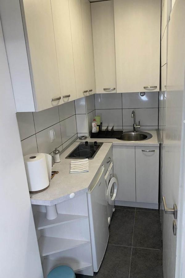 Cozy & Fully Equipped Studio In The Heart Of Downtown And Next To Kalemegdan Belgrado Exterior foto